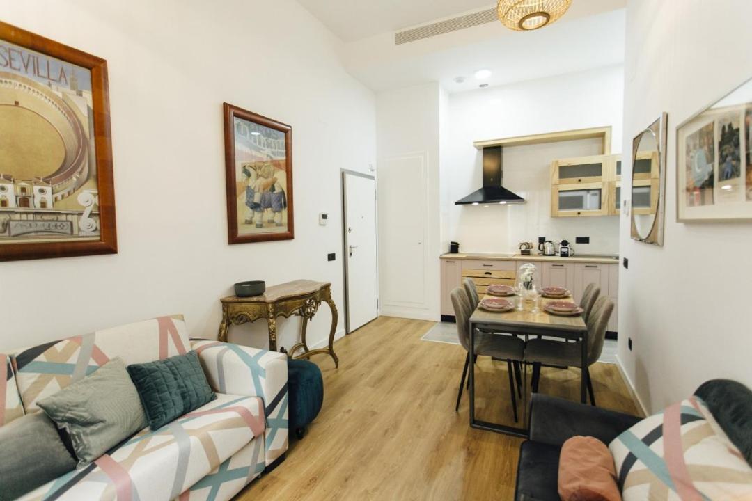 Modern With Seasonal Swimming Pool- 1Bd 1Bth- Goyeneta Sevilha Exterior foto
