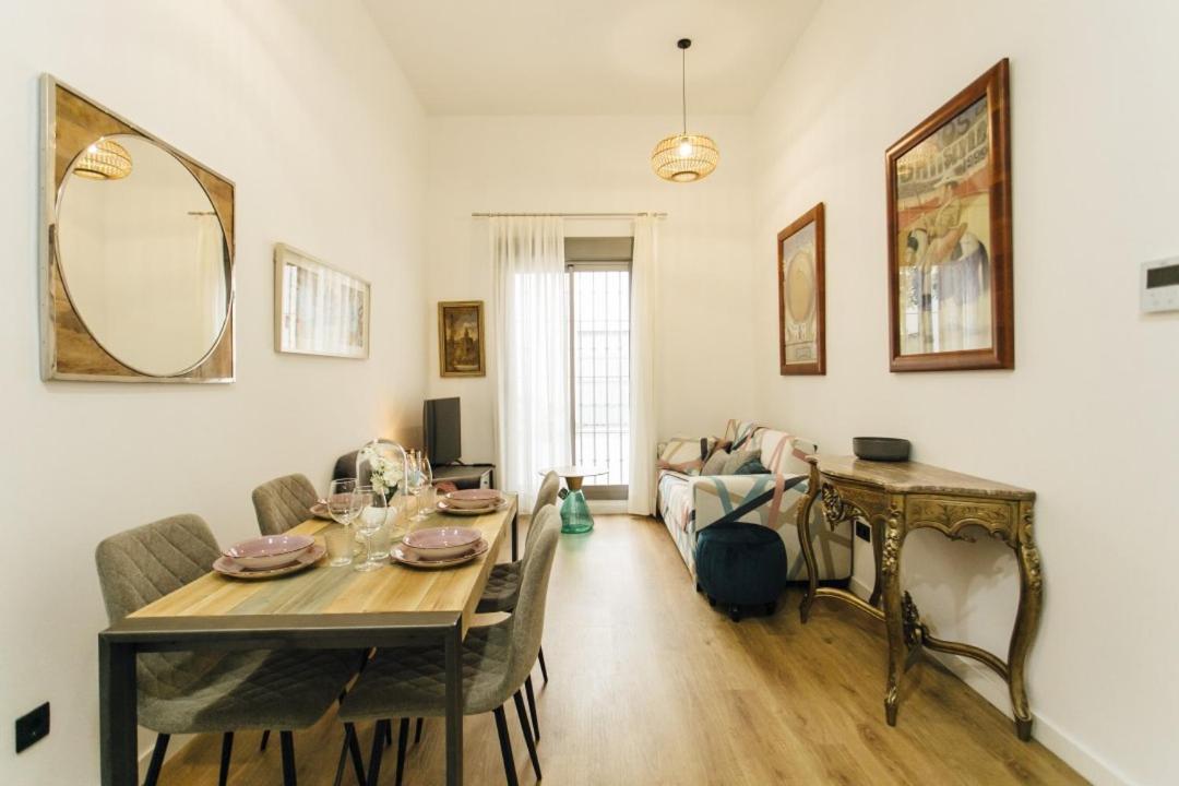 Modern With Seasonal Swimming Pool- 1Bd 1Bth- Goyeneta Sevilha Exterior foto