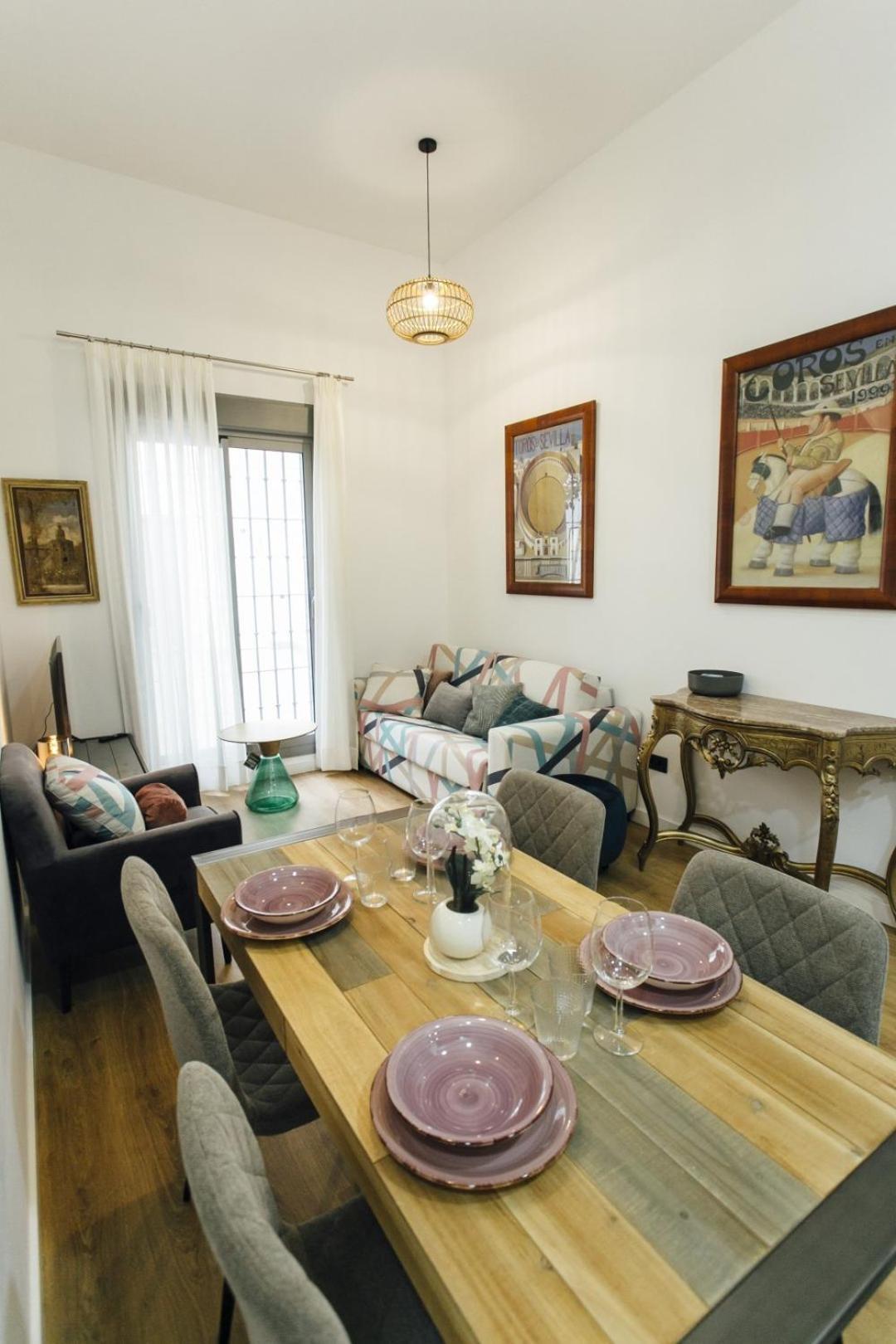 Modern With Seasonal Swimming Pool- 1Bd 1Bth- Goyeneta Sevilha Exterior foto
