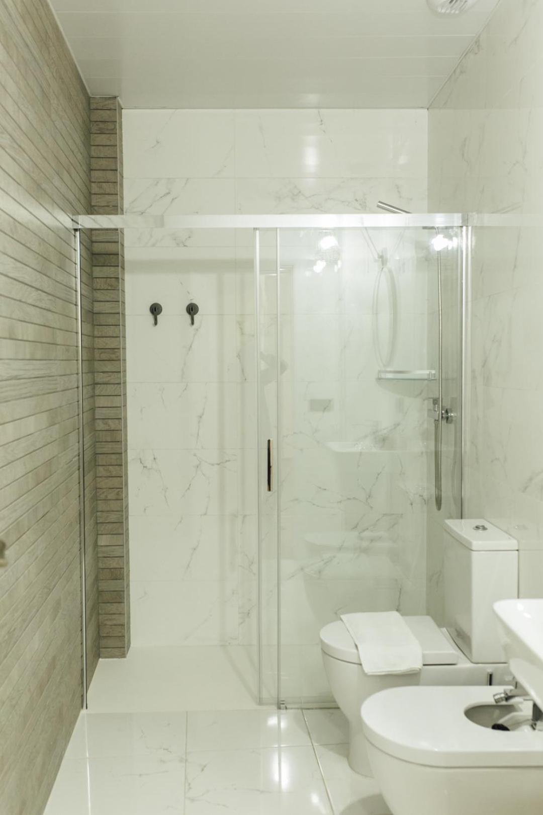 Modern With Seasonal Swimming Pool- 1Bd 1Bth- Goyeneta Sevilha Exterior foto